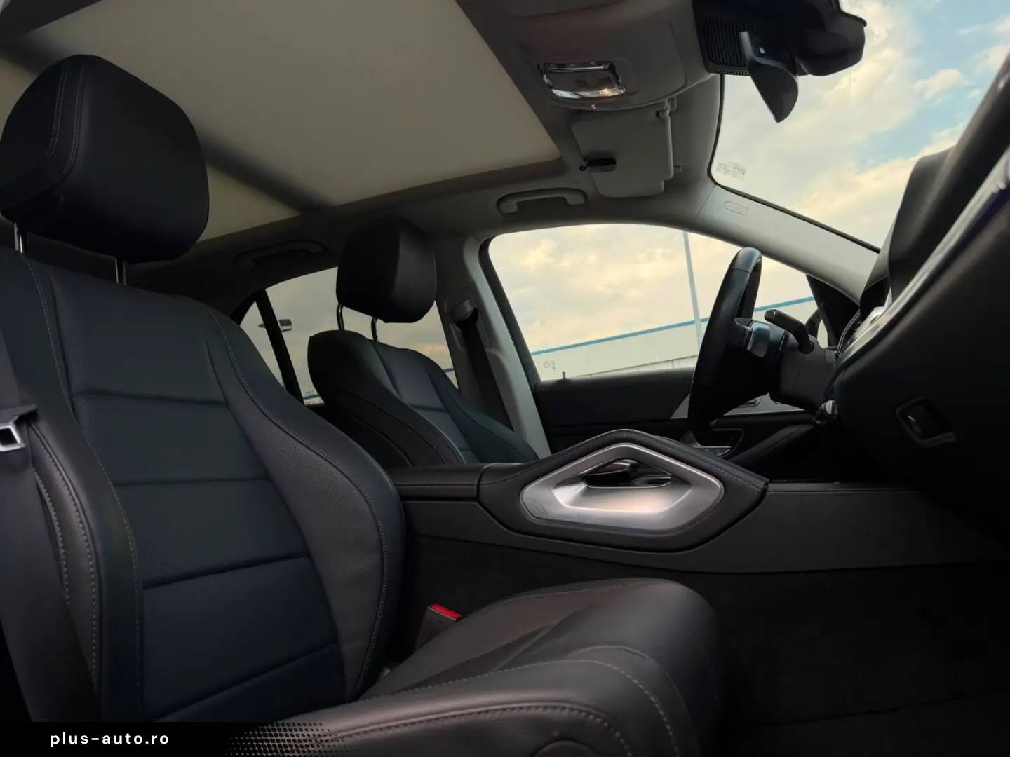 MERCEDES-BENZ GLE 450 AMG 7-Sitzer 30000KM Voll Panorama