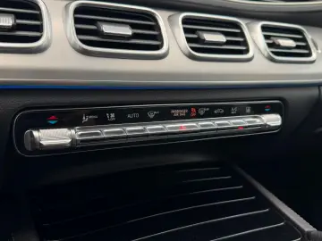MERCEDES-BENZ GLE 450 AMG 7-Sitzer 30000KM Voll Panorama