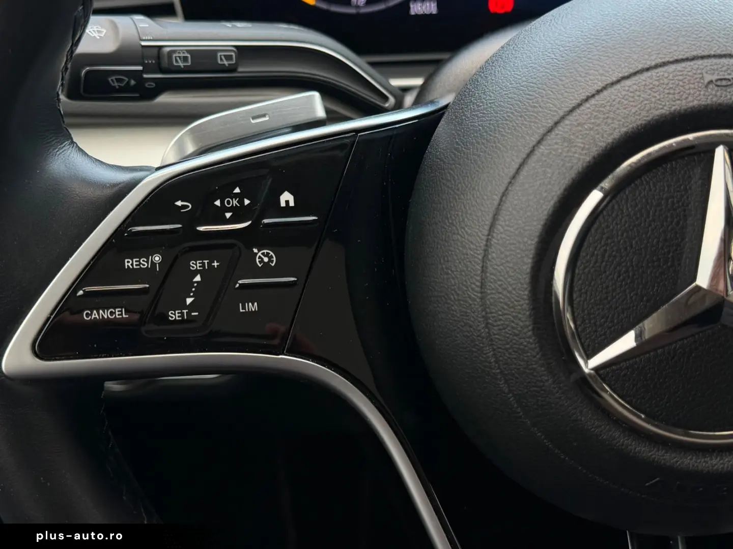MERCEDES-BENZ GLE 450 AMG 7-Sitzer 30000KM Voll Panorama