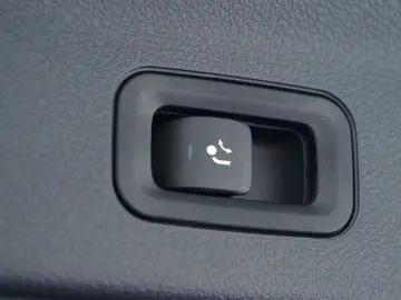 MERCEDES-BENZ AMG GLS 63 4Matic  PANO TV BURMESTER® …