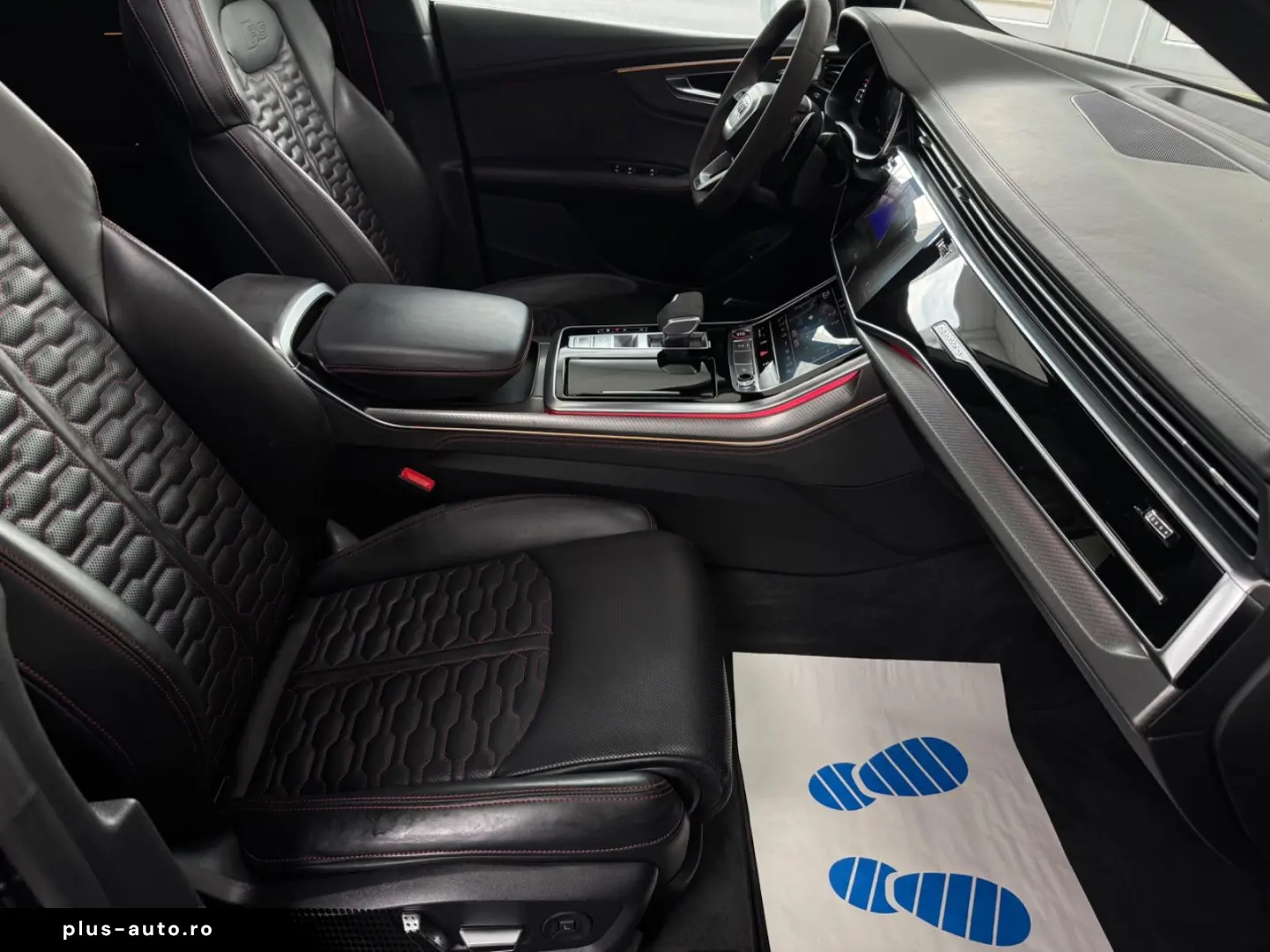 AUDI RSQ8 4.0 TFSI quattro  PANO MATRIX B&O AGA