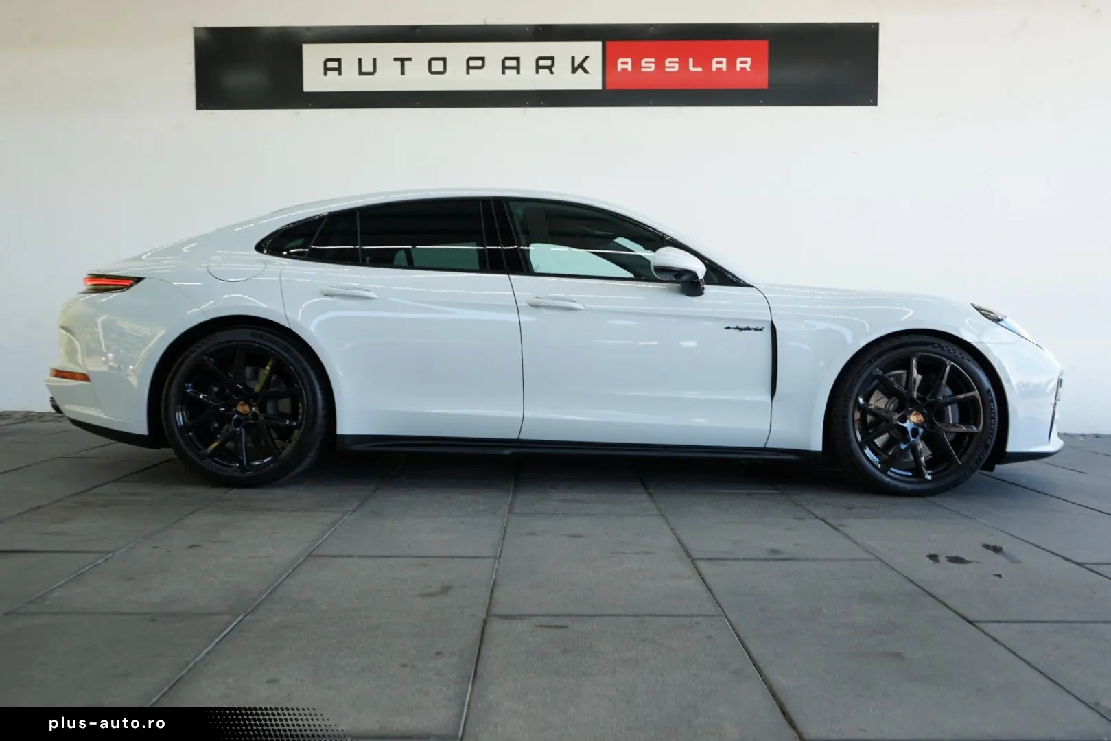PORSCHE Panamera 4 E-Hybrid SportDesign SpAbgas Pano HUD
