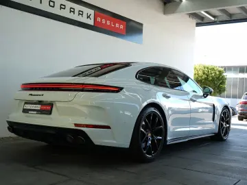 PORSCHE Panamera 4 E-Hybrid SportDesign SpAbgas Pano HUD