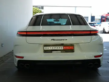 PORSCHE Panamera 4 E-Hybrid SportDesign SpAbgas Pano HUD