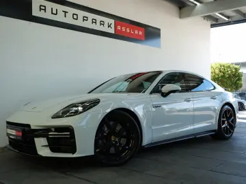 PORSCHE Panamera 4 E-Hybrid SportDesign SpAbgas Pano HUD