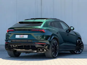 LAMBORGHINI Urus 4.0 V8 Performante