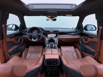 LAMBORGHINI Urus 4.0 V8 Performante