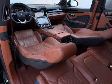 LAMBORGHINI Urus 4.0 V8 Performante
