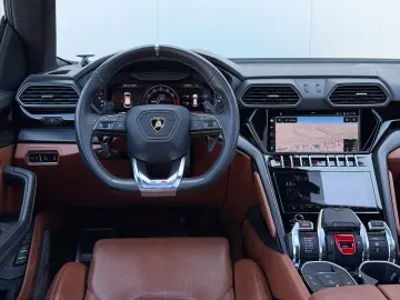 LAMBORGHINI Urus 4.0 V8 Performante