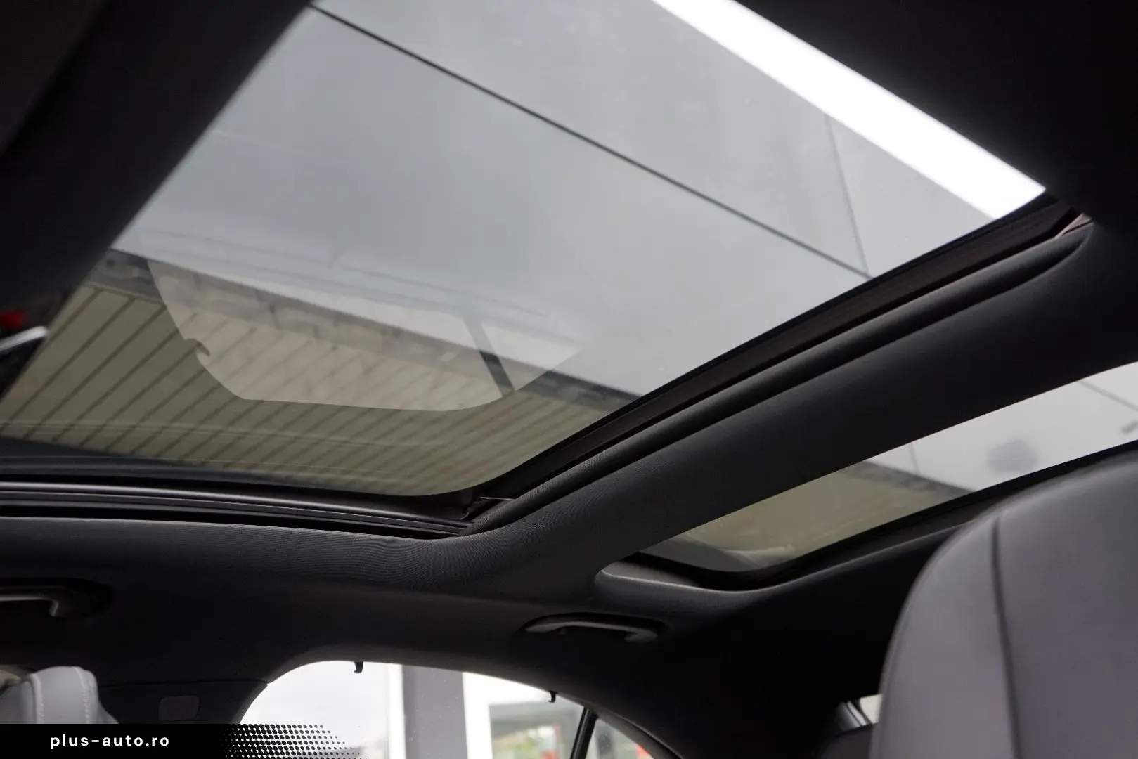 MERCEDES-BENZ E 300e 4M AMG Premium H-Lenkung Hypers&hellip;