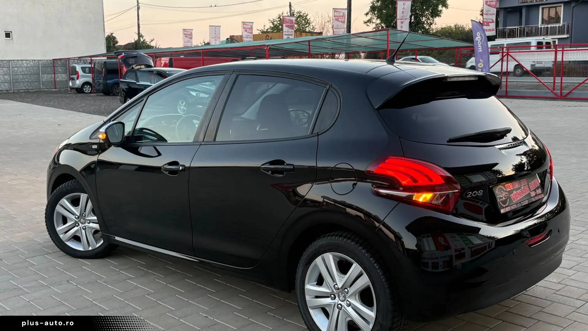 Peugeot 208 1.2 i Style EDITION