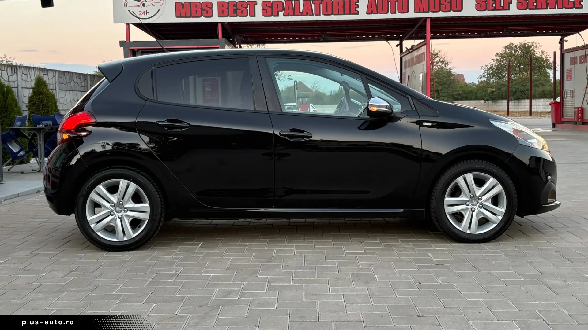 Peugeot 208 1.2 i Style EDITION