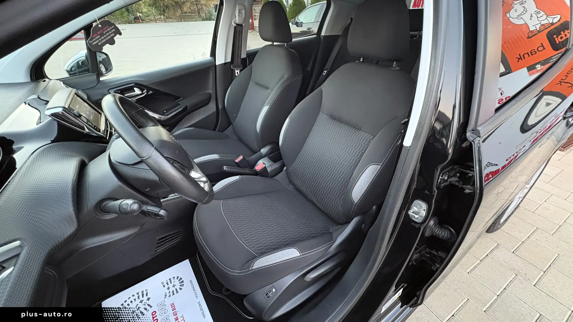 Peugeot 208 1.2 i Style EDITION