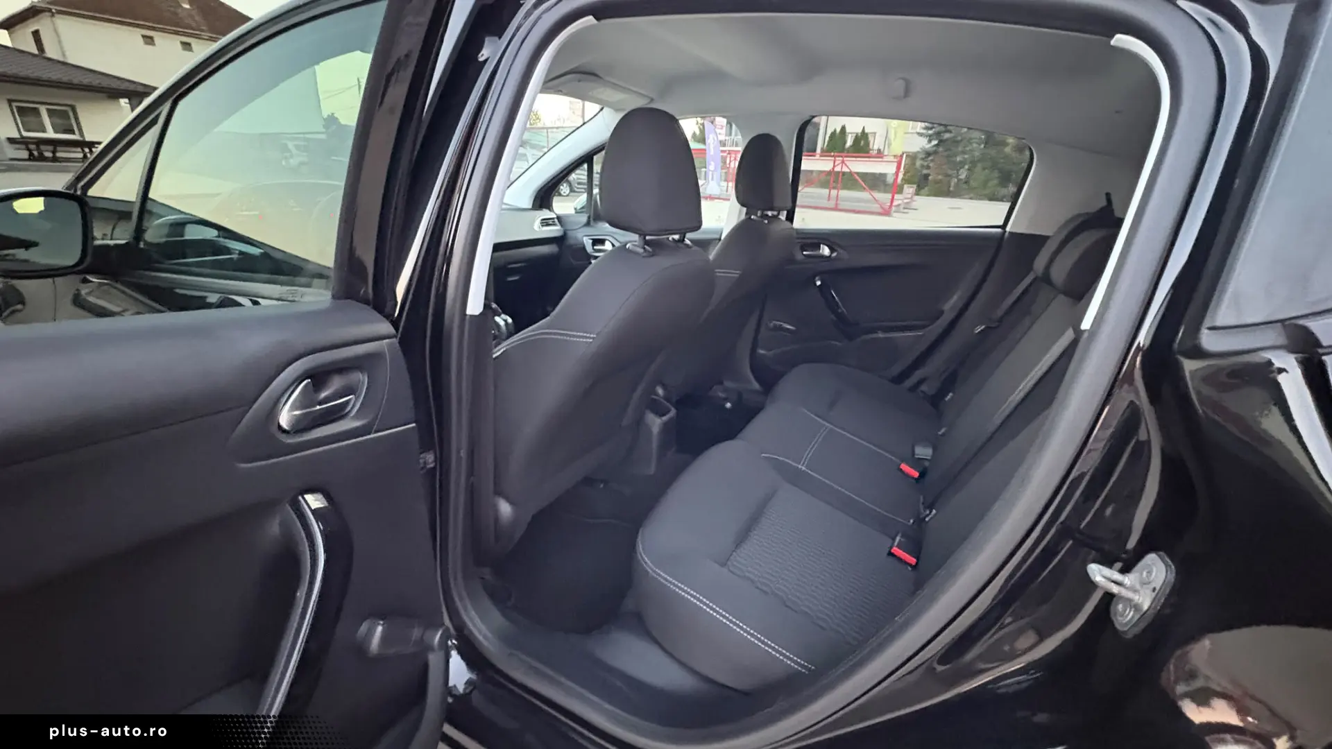 Peugeot 208 1.2 i Style EDITION