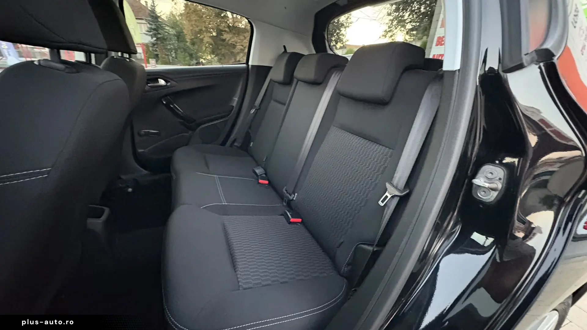 Peugeot 208 1.2 i Style EDITION