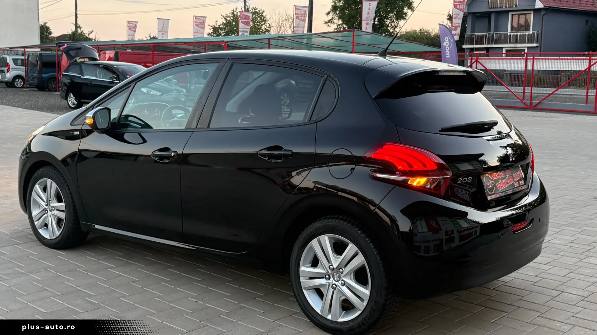 Peugeot 208 1.2 i Style EDITION