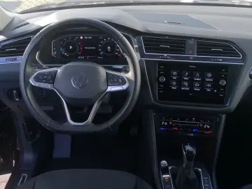 Volkswagen Tiguan Elegance 1.5 TSI DSG NAVI LED KAM ALU