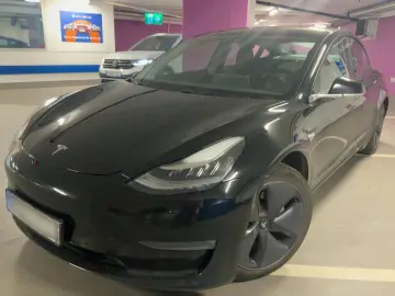 Tesla 3 Ling Range Dual Motor AWB 4x4 unic proprietar