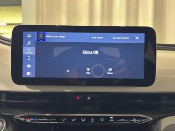 FIAT 500e 42kWh MY 23   KLIMA   CARPLAY   15