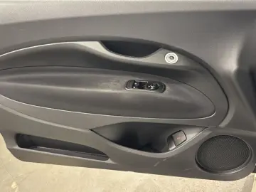 FIAT 500e 42kWh MY 23   KLIMA   CARPLAY   15