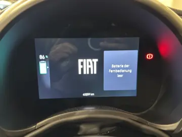 FIAT 500e 42kWh MY 23   KLIMA   CARPLAY   15
