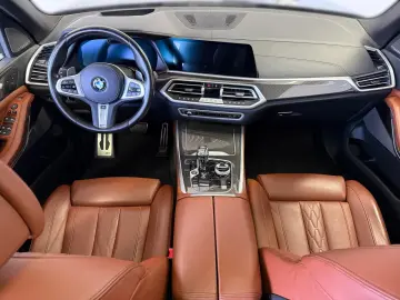 BMW X5 M50i Laser ACC PanoSkyL FOND-TV Massage