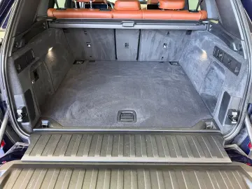 BMW X5 M50i Laser ACC PanoSkyL FOND-TV Massage