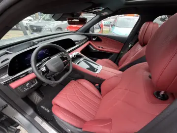 OMODA 9 PHEV - Exclusive - Panoramic