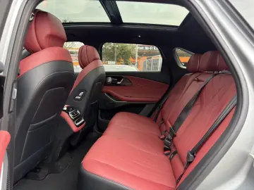 OMODA 9 PHEV - Exclusive - Panoramic
