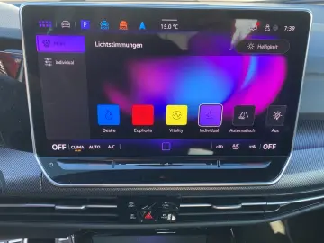 Volkswagen Golf 2.0 TSI 4Motion R ACC Kamera DAB LED DCC