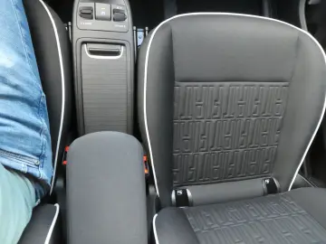 FIAT 500 e Basis Klima  SHZ  PDC  Kamera