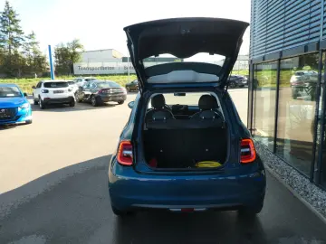 FIAT 500 e Basis Klima  SHZ  PDC  Kamera