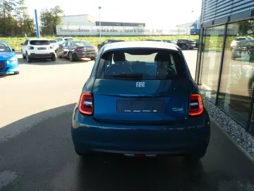 FIAT 500 e Basis Klima  SHZ  PDC  Kamera