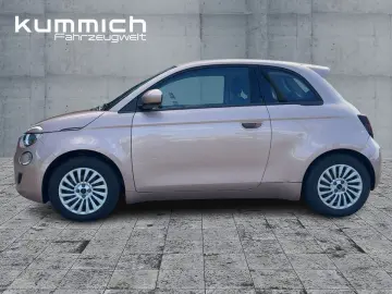 FIAT 500e mit Batteriezertifikat