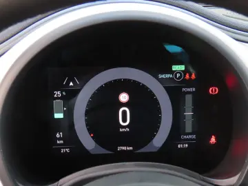 FIAT 500e 42 kWh Klimaauto. CarPlay Touchscreen