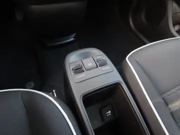 FIAT 500e 42 kWh Klimaauto. CarPlay Touchscreen