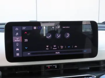 FIAT 500e 42 kWh Klimaauto. CarPlay Touchscreen