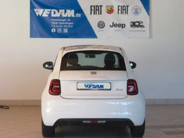 FIAT 500e Basis 42kWh 118PS