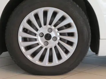 FIAT 500e Basis 42kWh 118PS