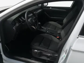 Volkswagen Passat Alltrack Variant 4M 2.0 TDI NAVI PANO AHK