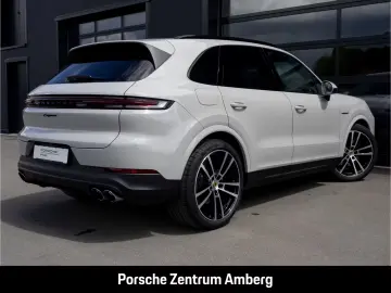 Porsche Cayenne E-Hybrid BOSE LED-Matrix InnoDrive HUD P