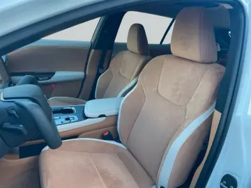 Lexus RZ 500e Luxury Direct4