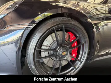 PORSCHE 992 (911) Carrera GTS