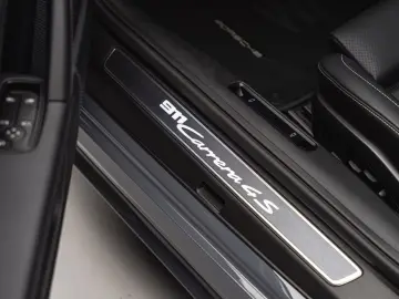 Porsche 911 Carrera 4S 992.2 SportDesign - MY2026