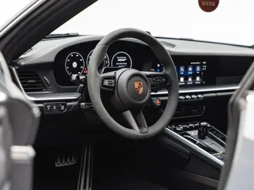 Porsche 911 Carrera 4S 992.2 SportDesign - MY2026