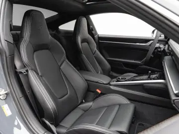 Porsche 911 Carrera 4S 992.2 SportDesign - MY2026