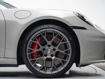 Porsche 911 Carrera 4S 992.2