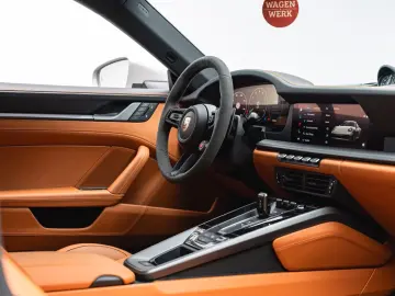 Porsche 911 Carrera 4S 992.2