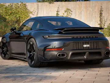 Porsche 911 Turbo S 992.2 - Lift - Burmester