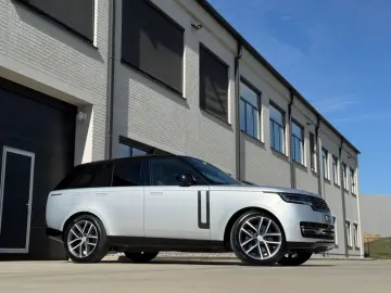 LAND ROVER Range Rover 3.0 P460e SE